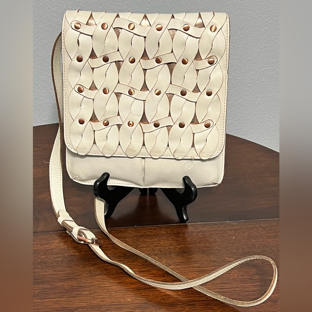 Patricia Nash Crossbody basket weave, rose colored gold bag